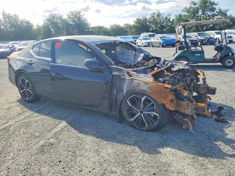 1N4BL4CV2SN424659 2025 NISSAN ALTIMA photo no. 4