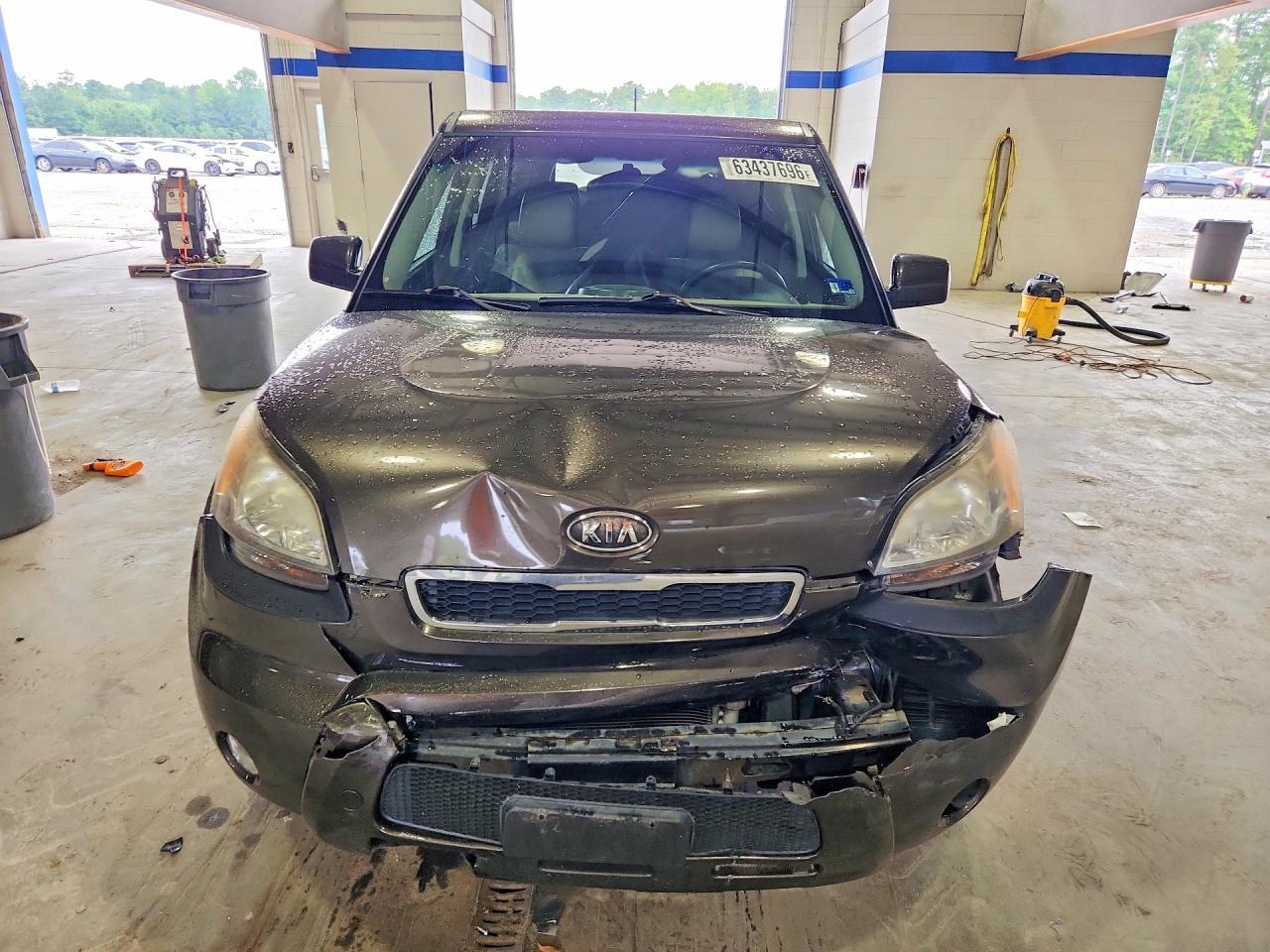 KNDJT2A22B7319305 2011 KIA SOUL photo no. 5