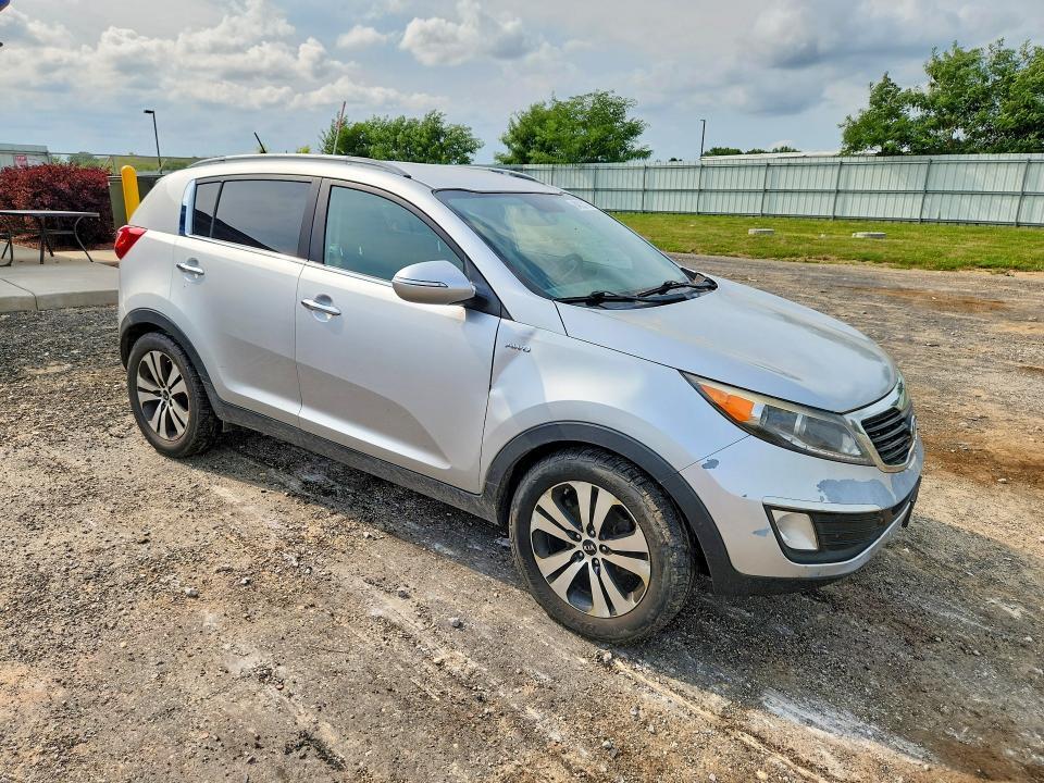 2011 KIA SPORTAGE EX — Фото 4 из 13