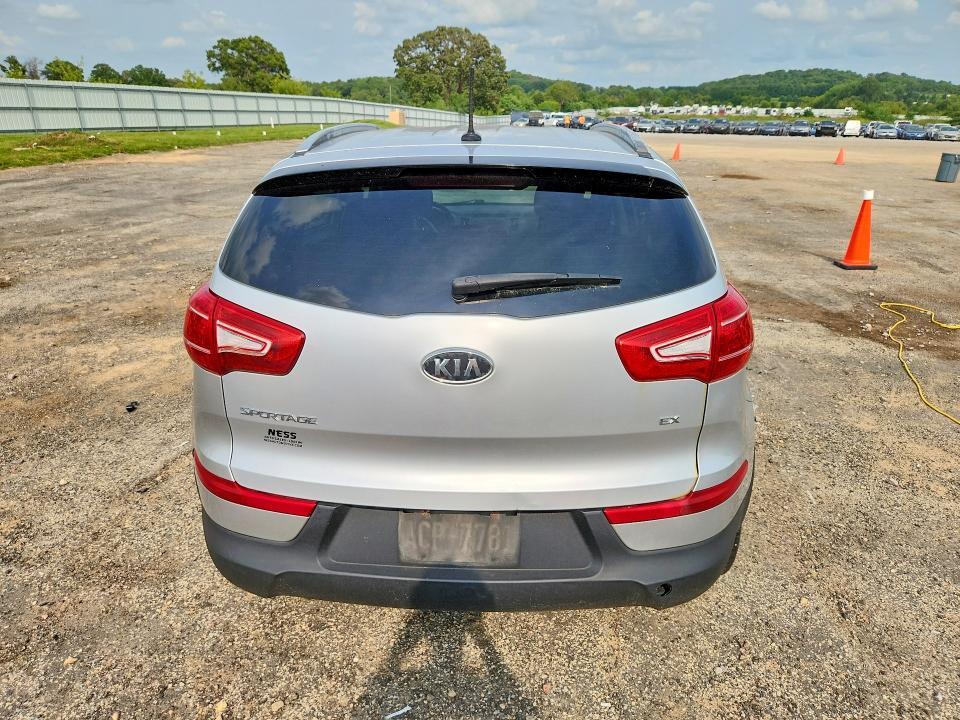 2011 KIA SPORTAGE EX — Фото 6 из 13