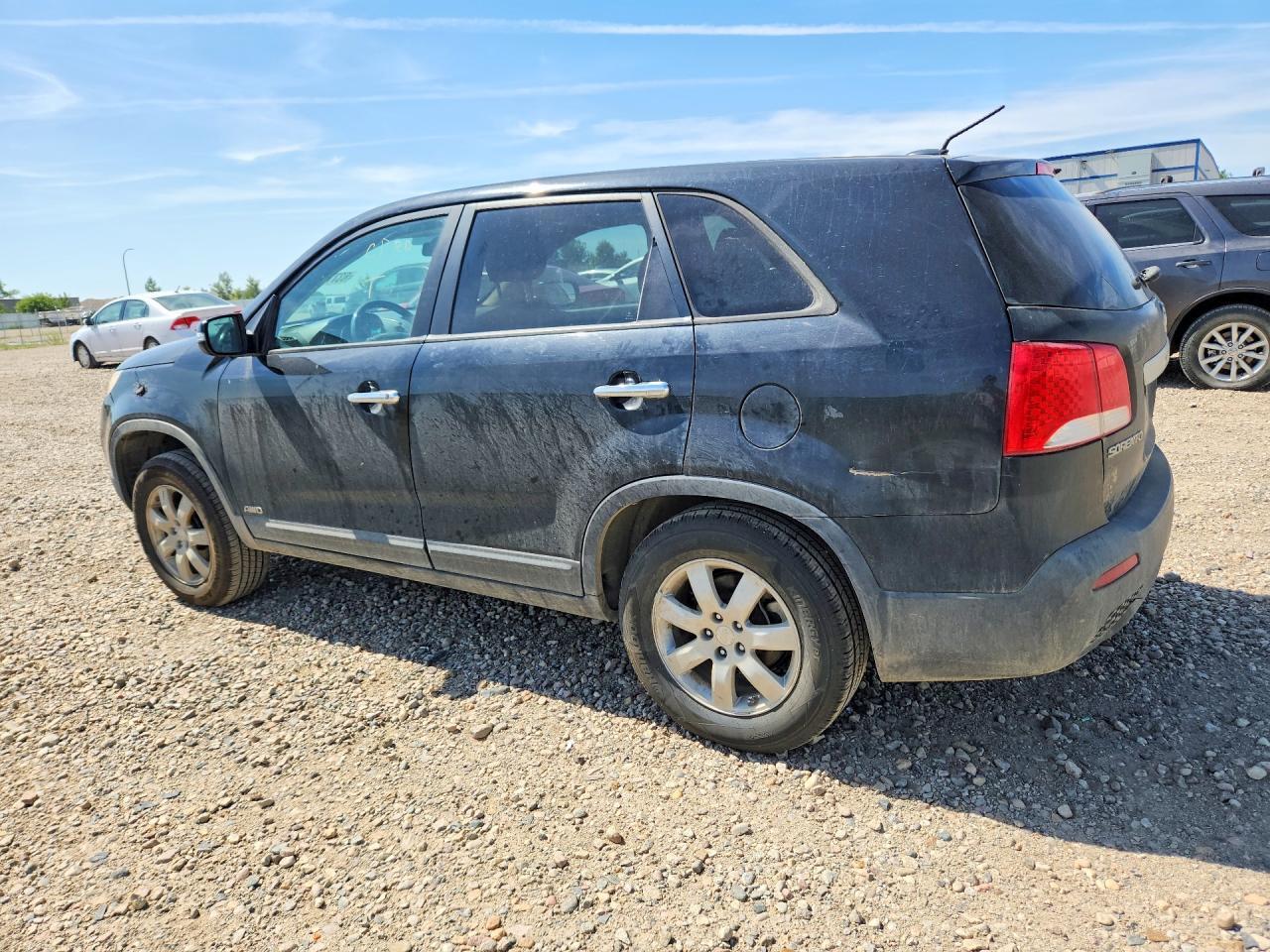 2011 KIA SORENTO LX — Фото 2 из 12
