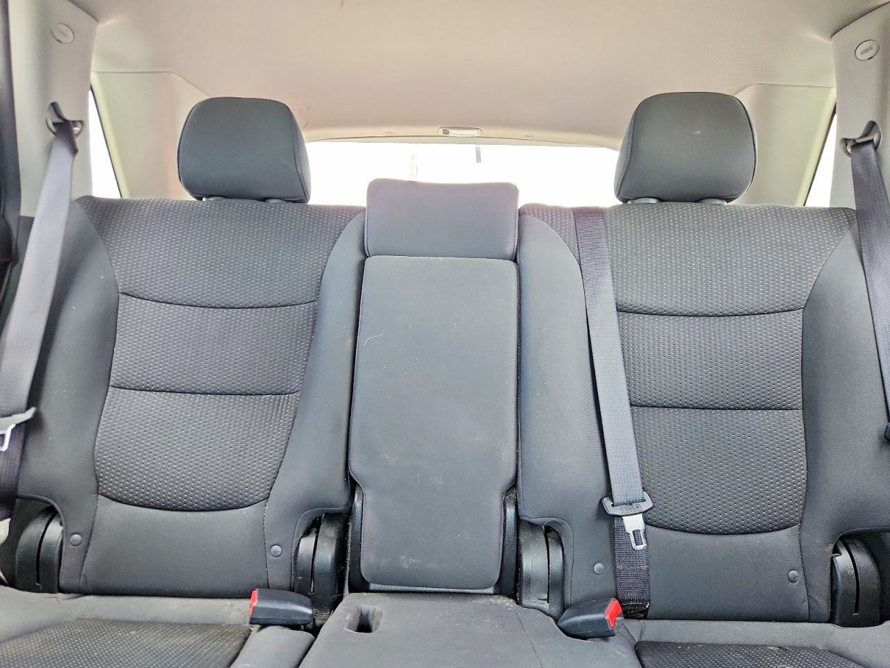 2011 KIA SORENTO LX — Фото 10 из 13