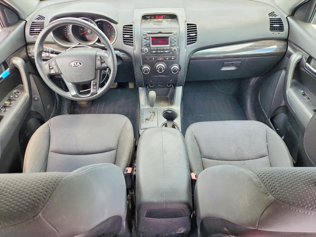2011 KIA SORENTO LX — Фото 8 из 13