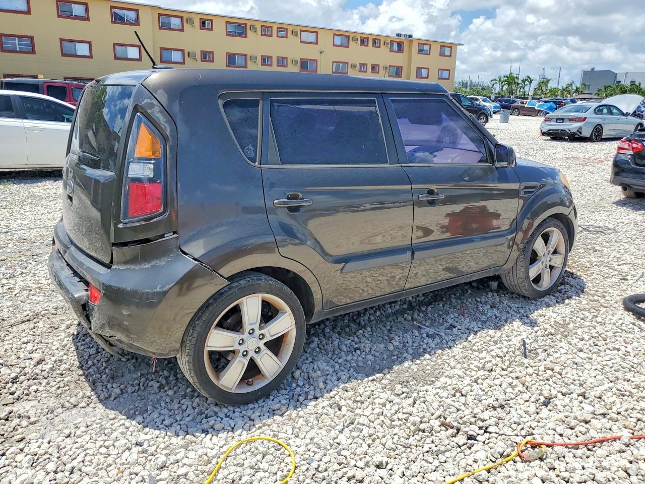 2011 KIA SOUL — Фото 3 из 12