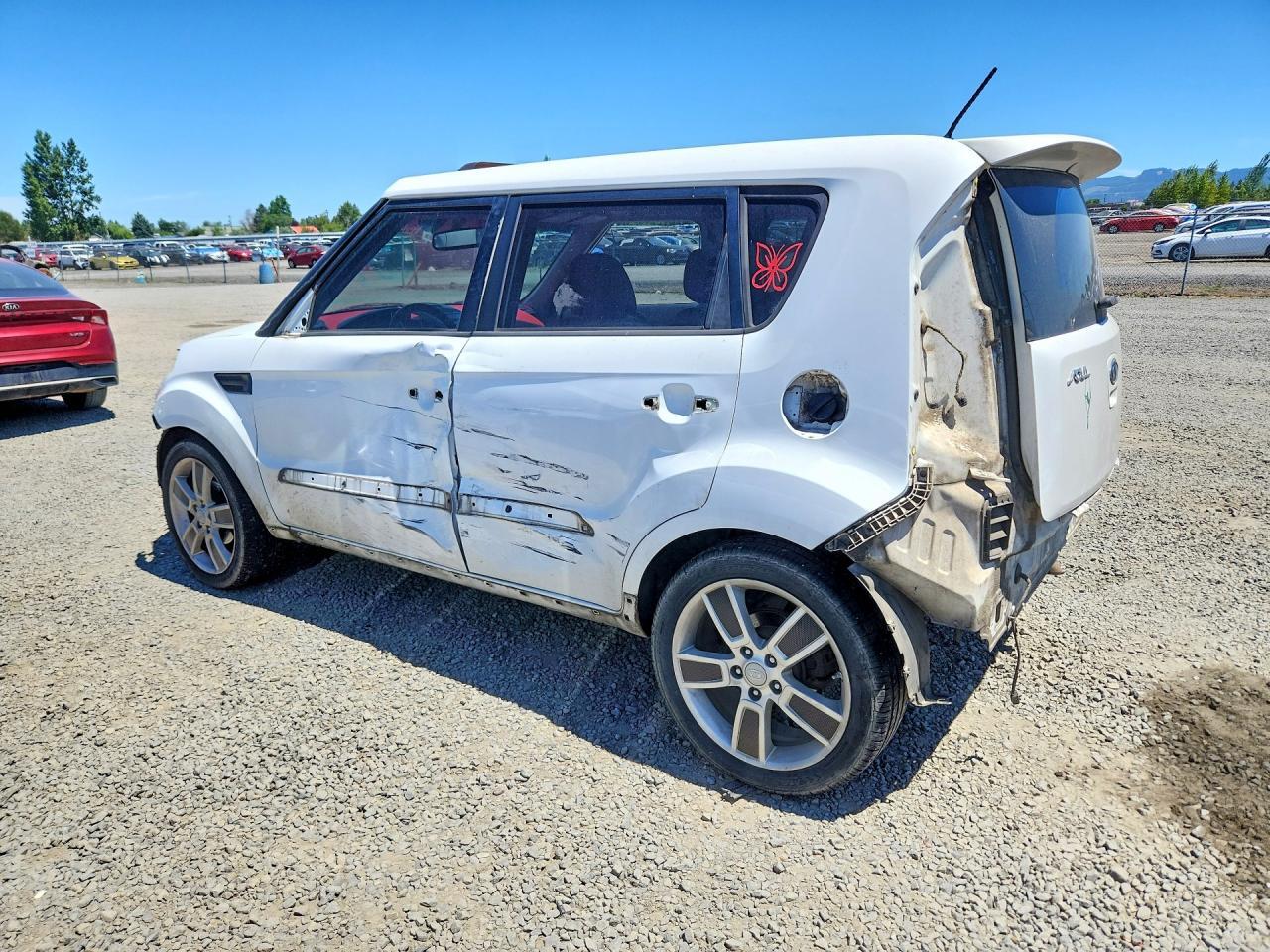 KNDJT2A23B7720846 2011 KIA SOUL photo no. 2