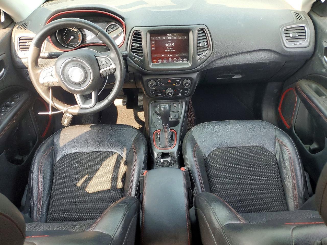 3C4NJDDB0MT564570 2021 JEEP COMPASS photo no. 8