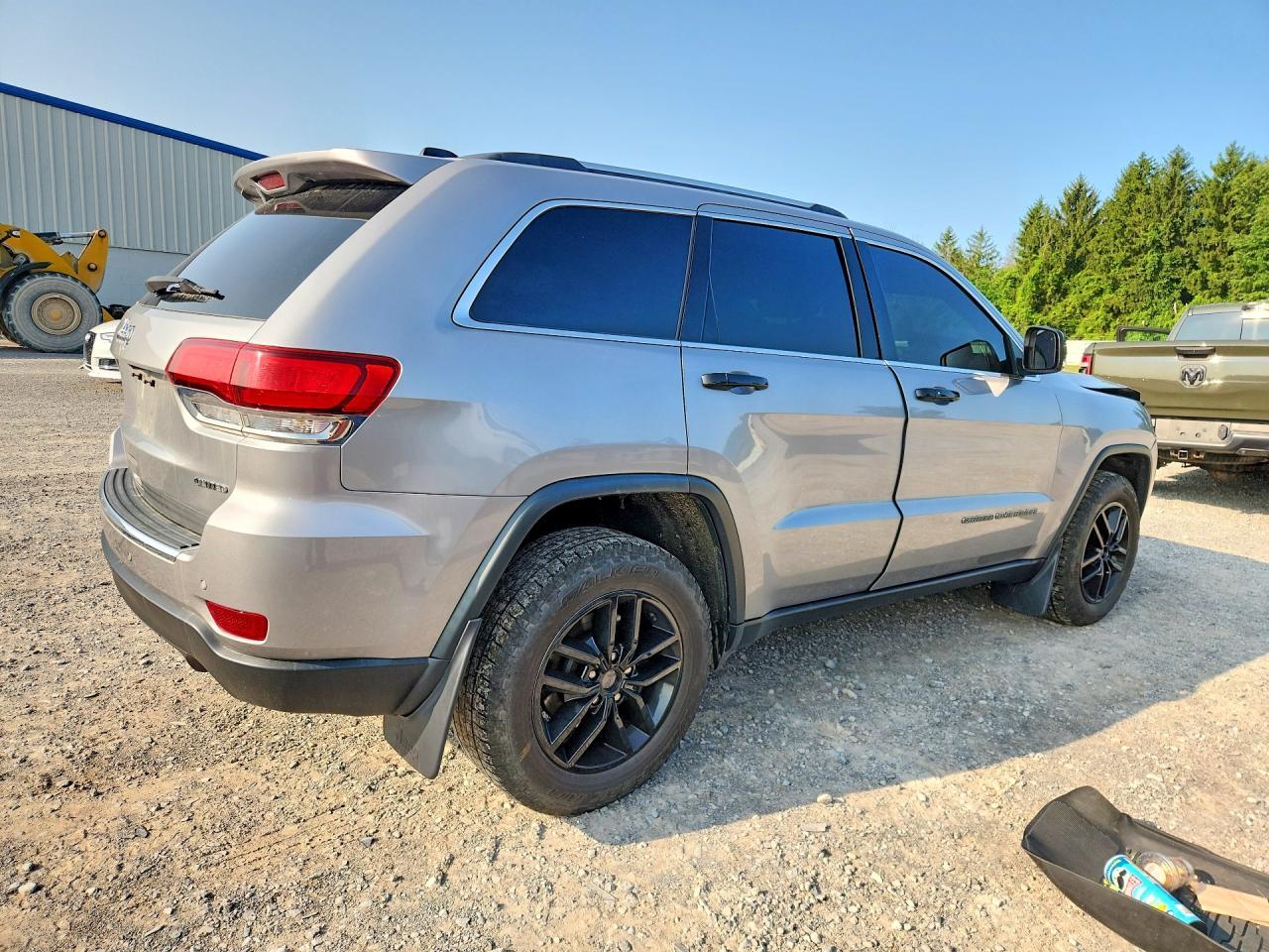 2021 JEEP GRAND CHEROKEE LIMITED — Фото 3 из 13