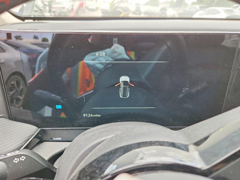 2025 NISSAN KICKS SR — Фото 9 из 13