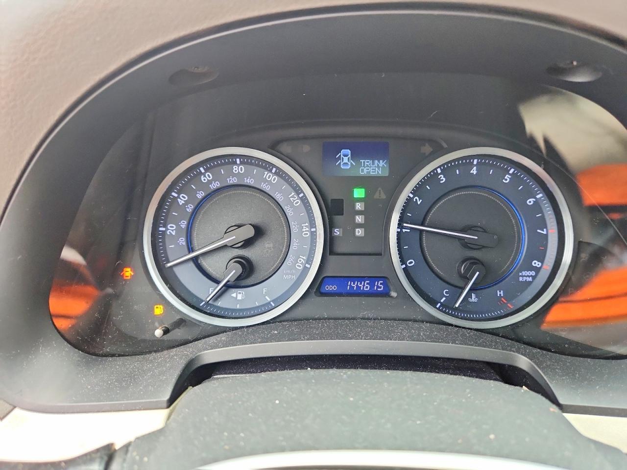 2011 LEXUS IS 250 — Фото 9 из 13
