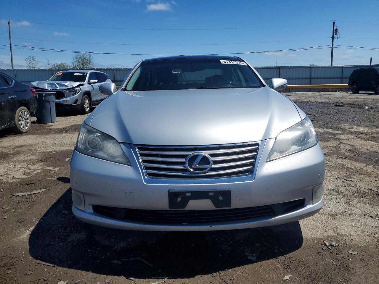 2011 LEXUS ES 350 — Фото 5 из 12