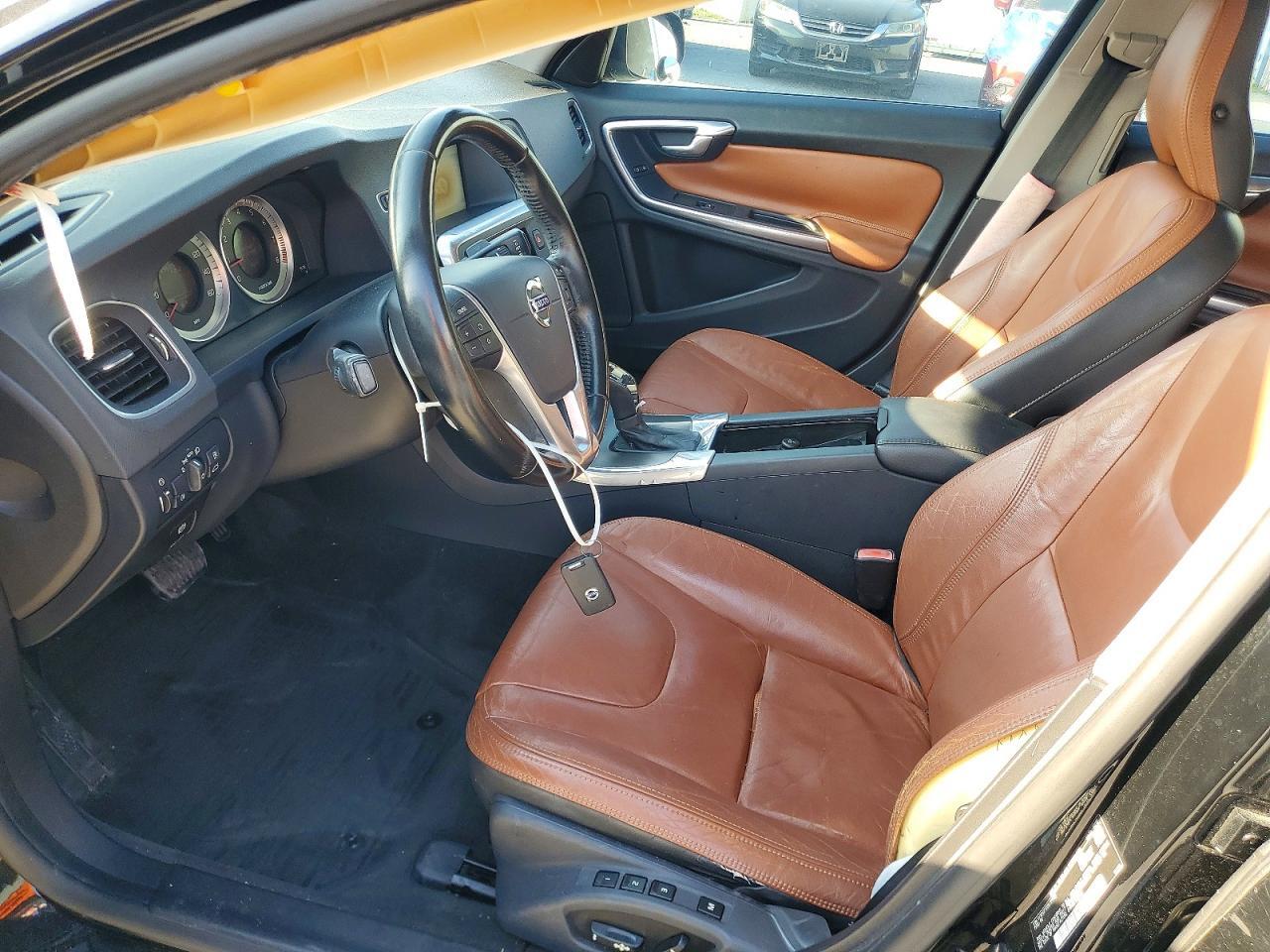 2013 VOLVO S60 T5 — Фото 7 из 12
