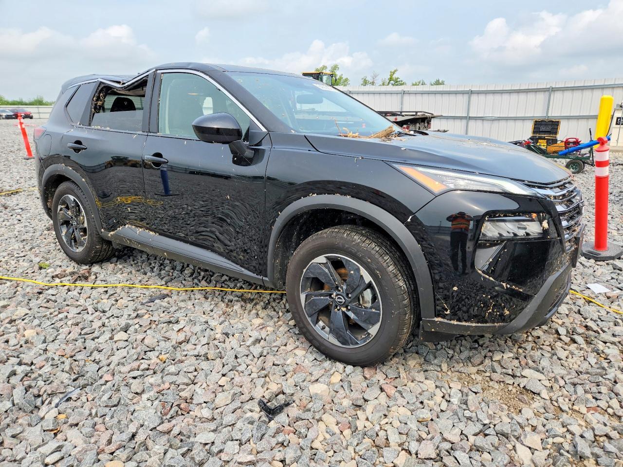 2025 NISSAN ROGUE SV — Фото 4 из 13