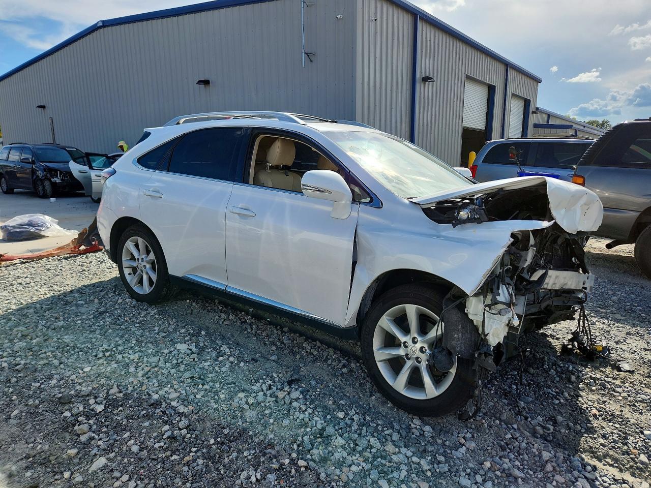 2T2ZK1BA3BC053177 2011 LEXUS RX photo no. 4