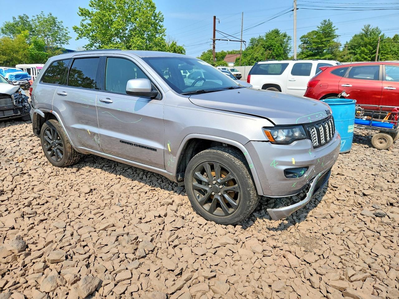 2021 JEEP GRAND CHEROKEE LAREDO — Фото 4 из 13