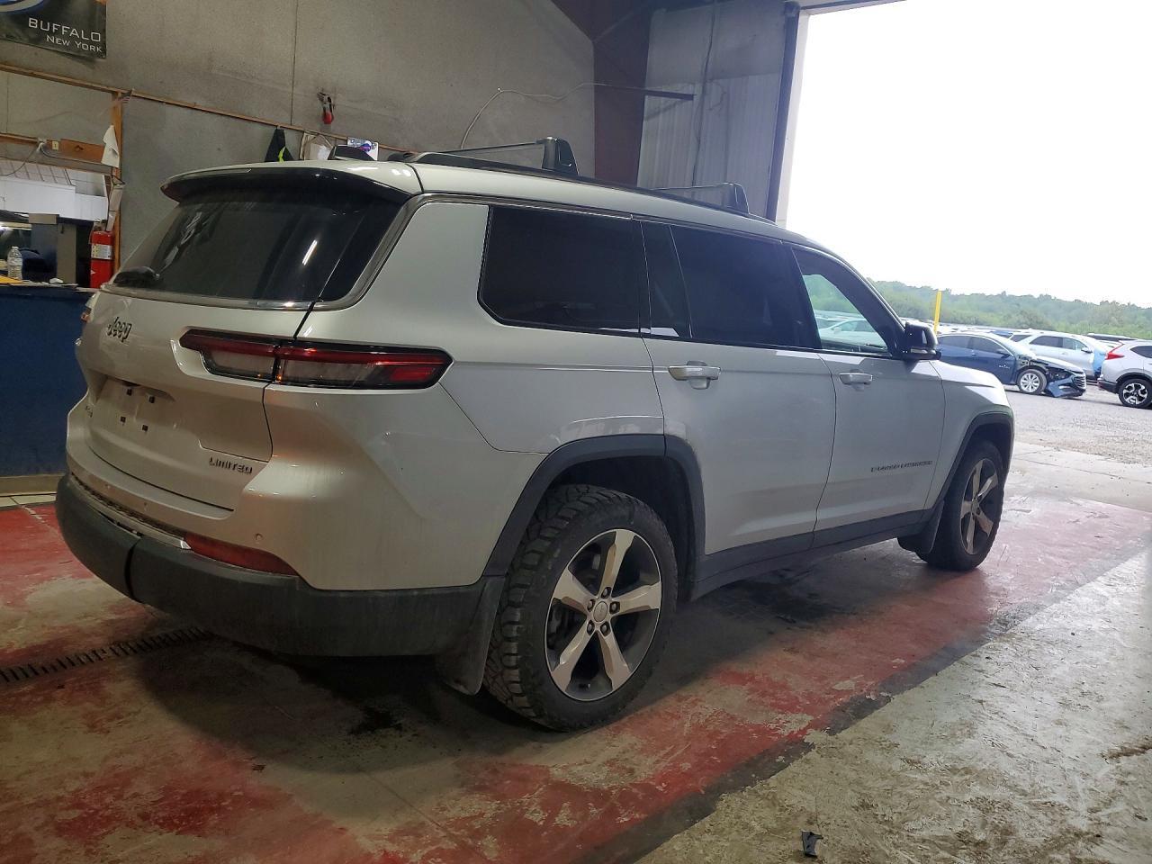 2021 JEEP GRAND CHEROKEE L LIMITED — Фото 3 из 13