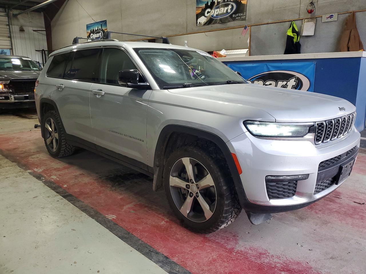 2021 JEEP GRAND CHEROKEE L LIMITED — Фото 4 из 13