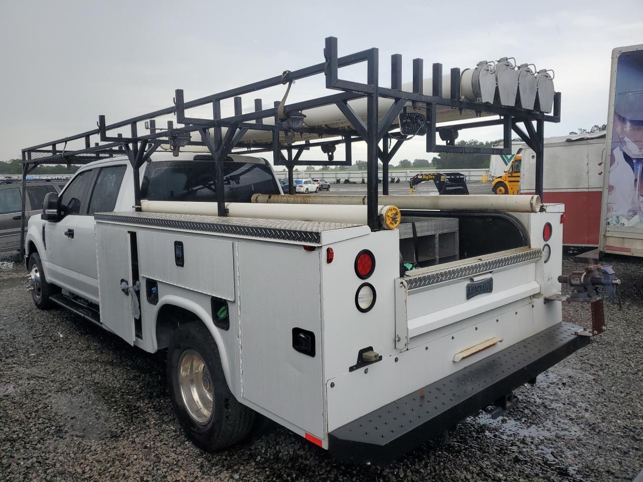 2017 FORD F350 SUPER DUTY — Фото 2 из 13