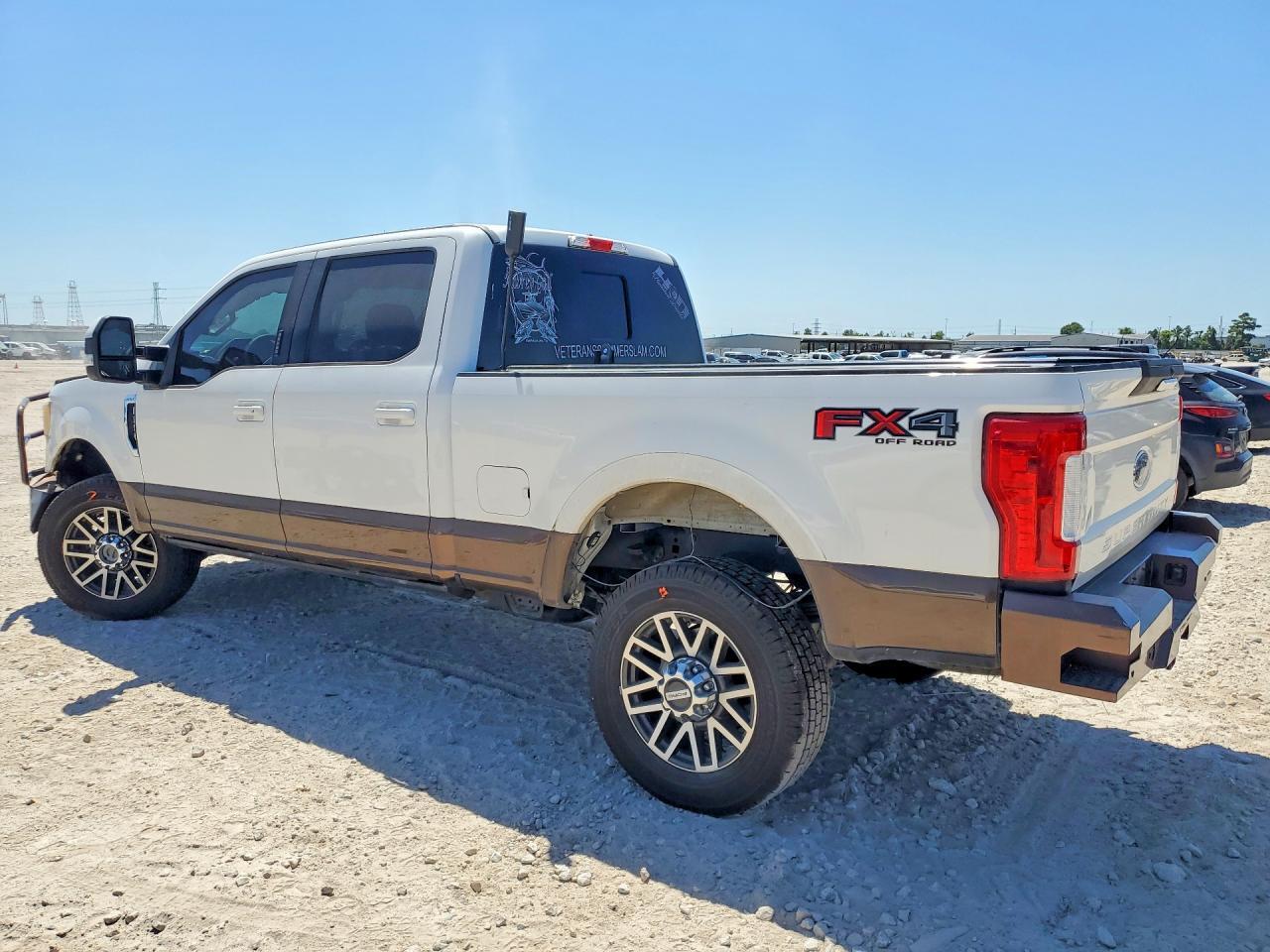 2017 FORD F350 SUPER DUTY — Фото 2 из 12