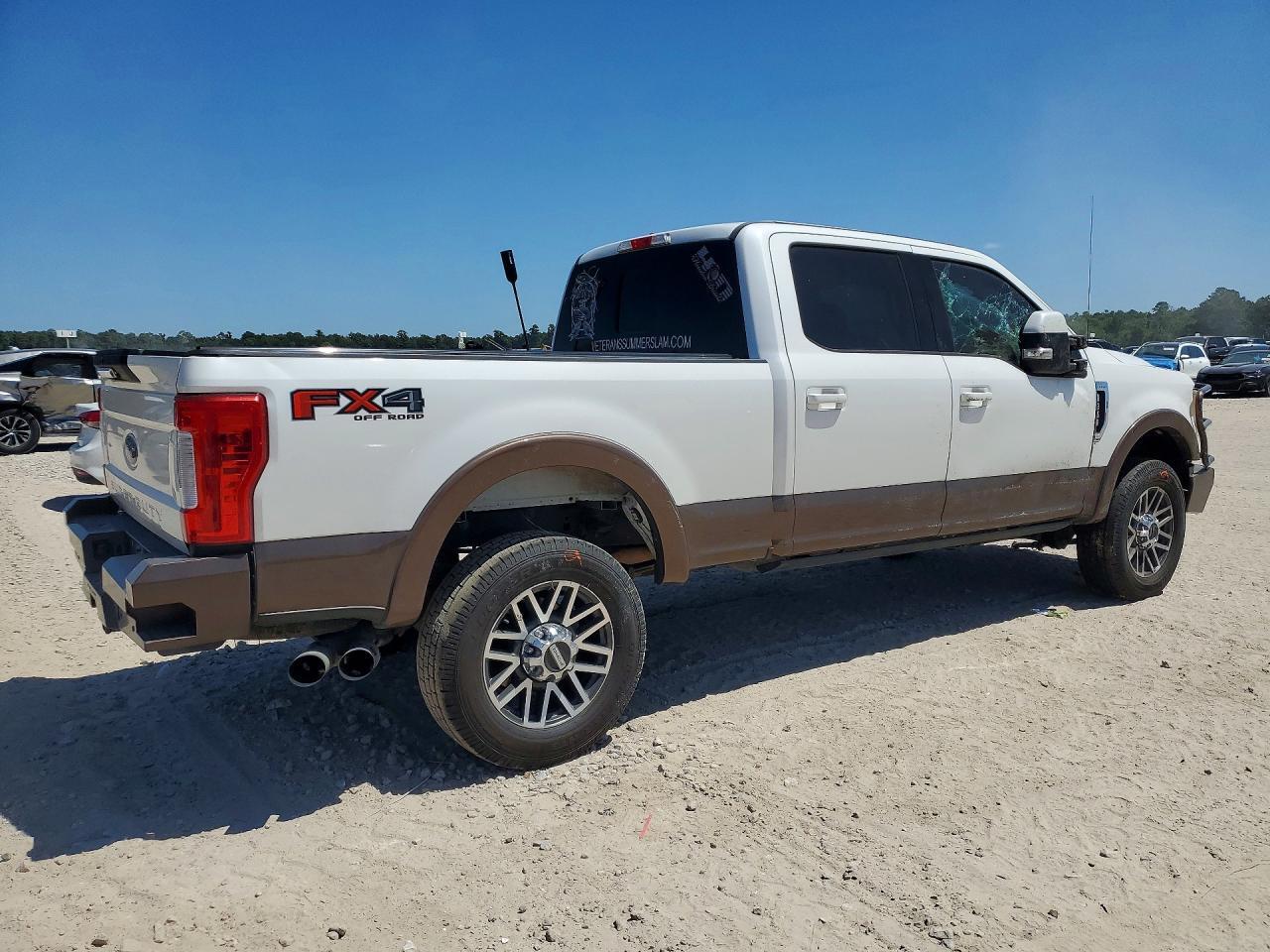 2017 FORD F350 SUPER DUTY — Фото 3 из 12