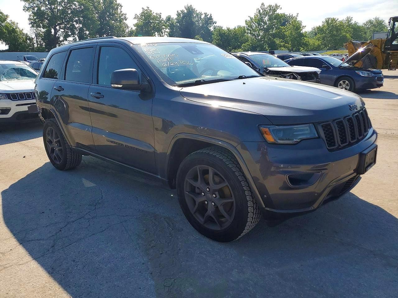 2021 JEEP GRAND CHEROKEE LIMITED — Фото 4 из 13