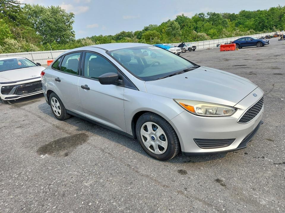 1FADP3E2XHL269230 2017 FORD FOCUS photo no. 4