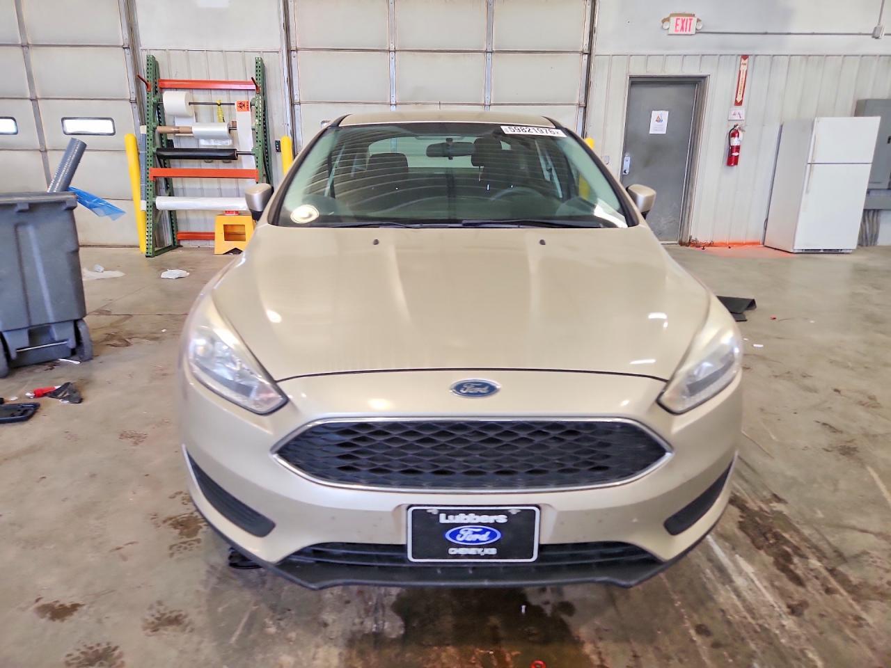 2017 FORD FOCUS SE — Фото 5 из 12