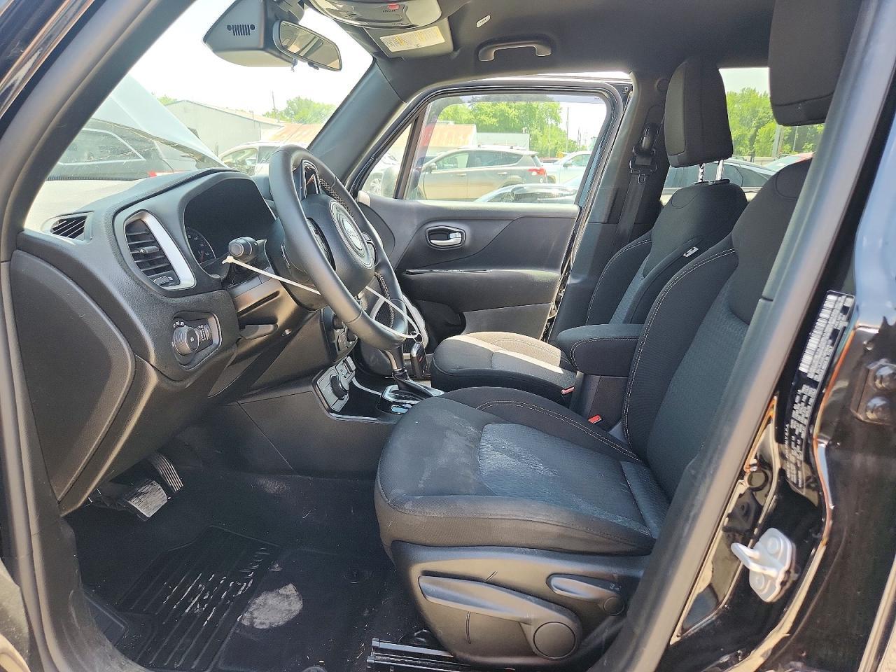 2021 JEEP RENEGADE LATITUDE — Фото 7 из 12