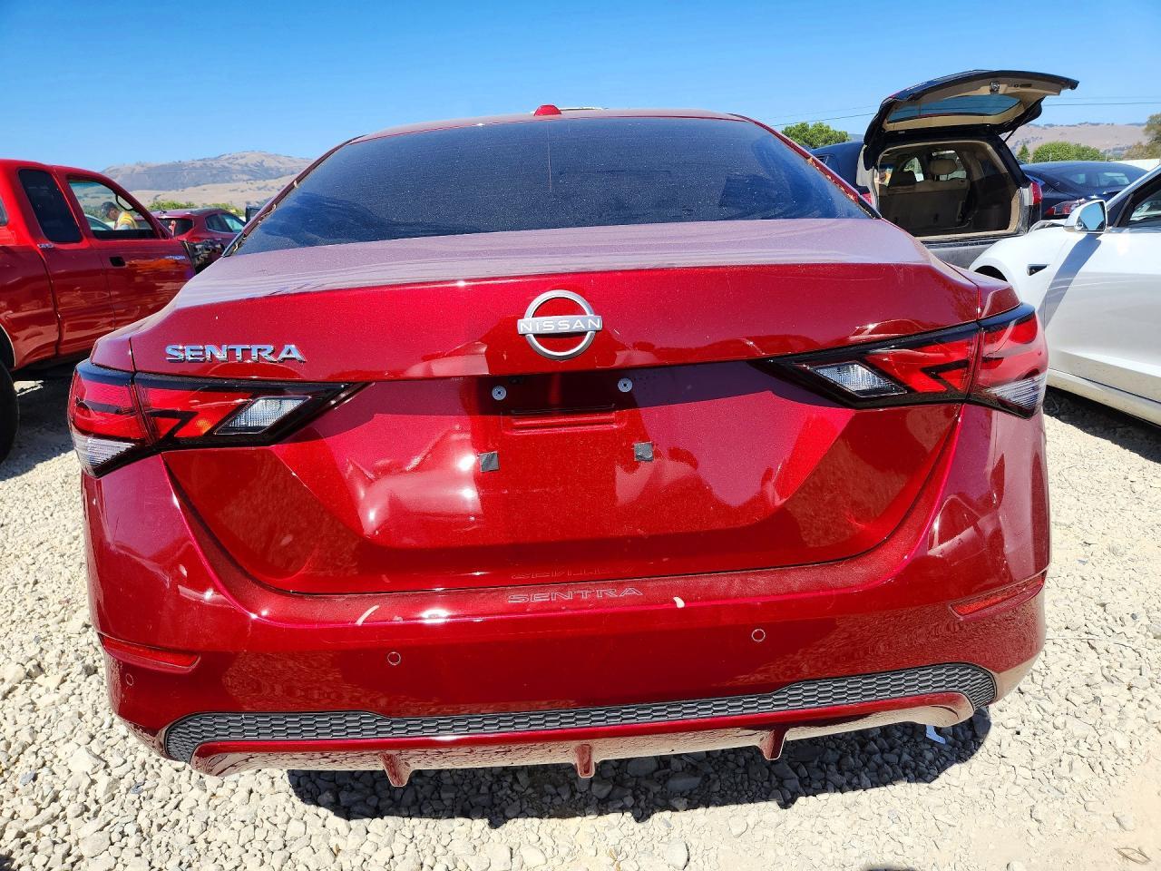 2025 NISSAN SENTRA SV — Фото 6 из 13