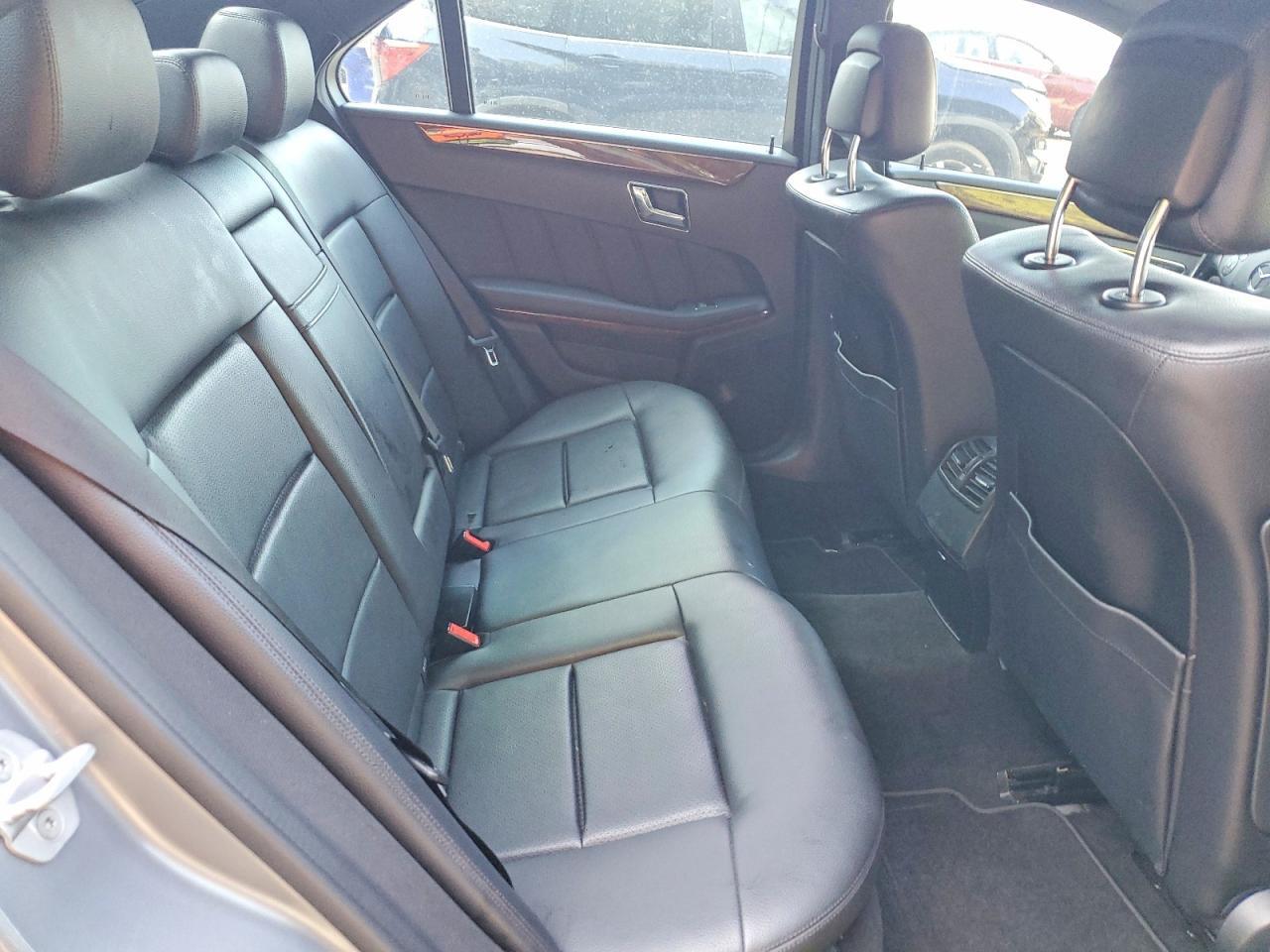 2011 MERCEDES-BENZ E 350 — Фото 10 из 12