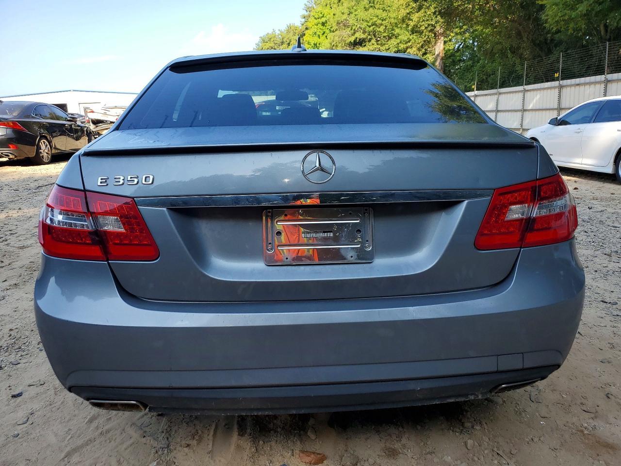 2011 MERCEDES-BENZ E 350 — Фото 6 из 12