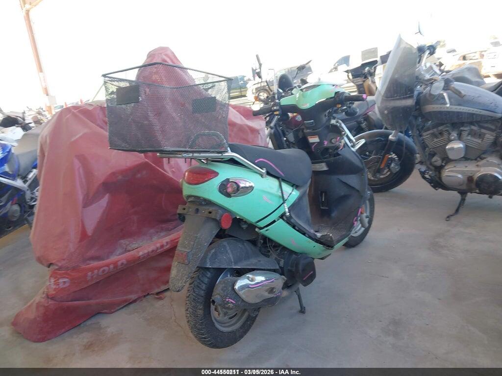 RFVPAC20491009176 2009 GENUINE SCOOTER CO. BUDDY photo no. 4