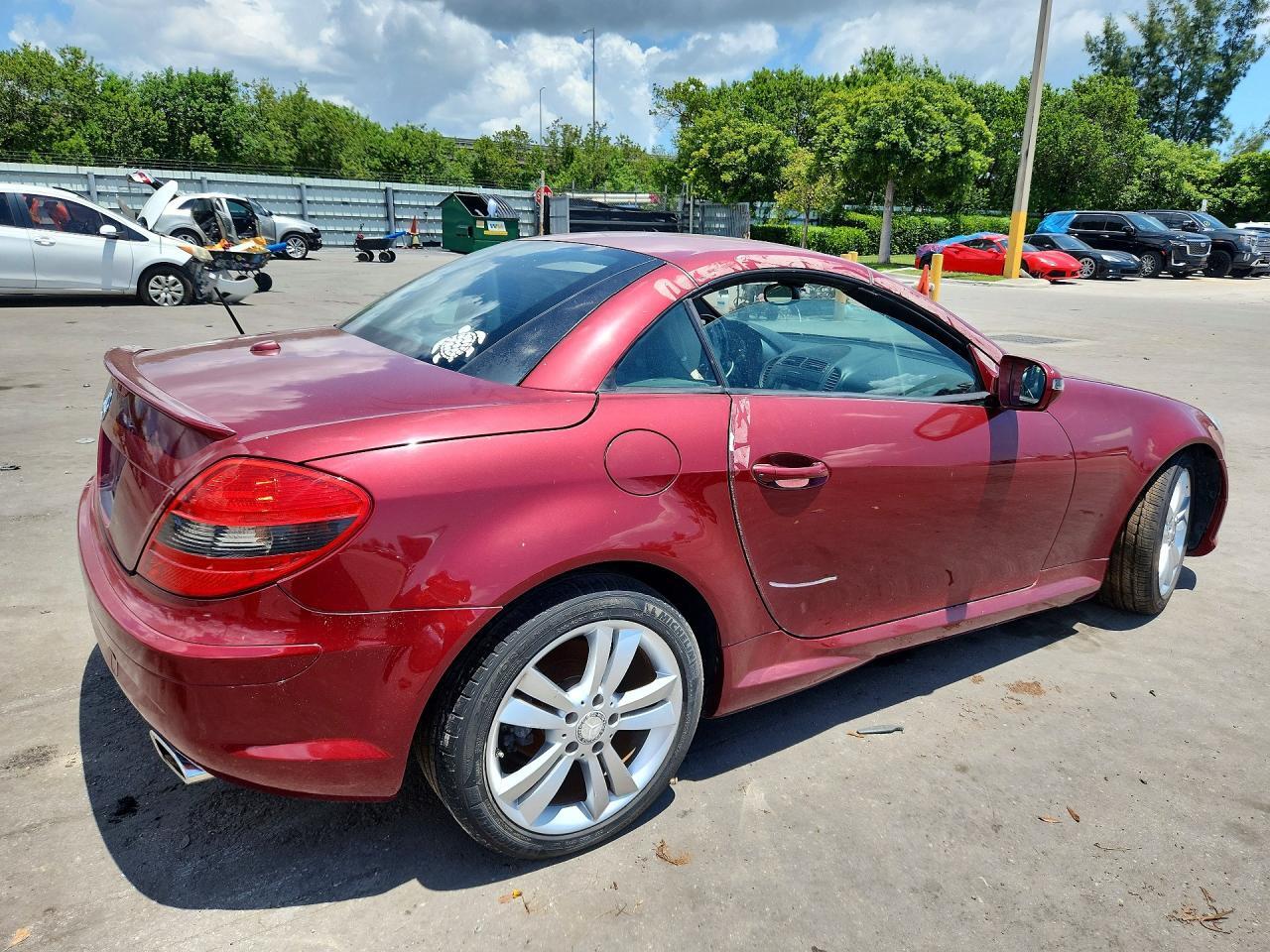 2011 MERCEDES-BENZ SLK 300 — Фото 3 из 13