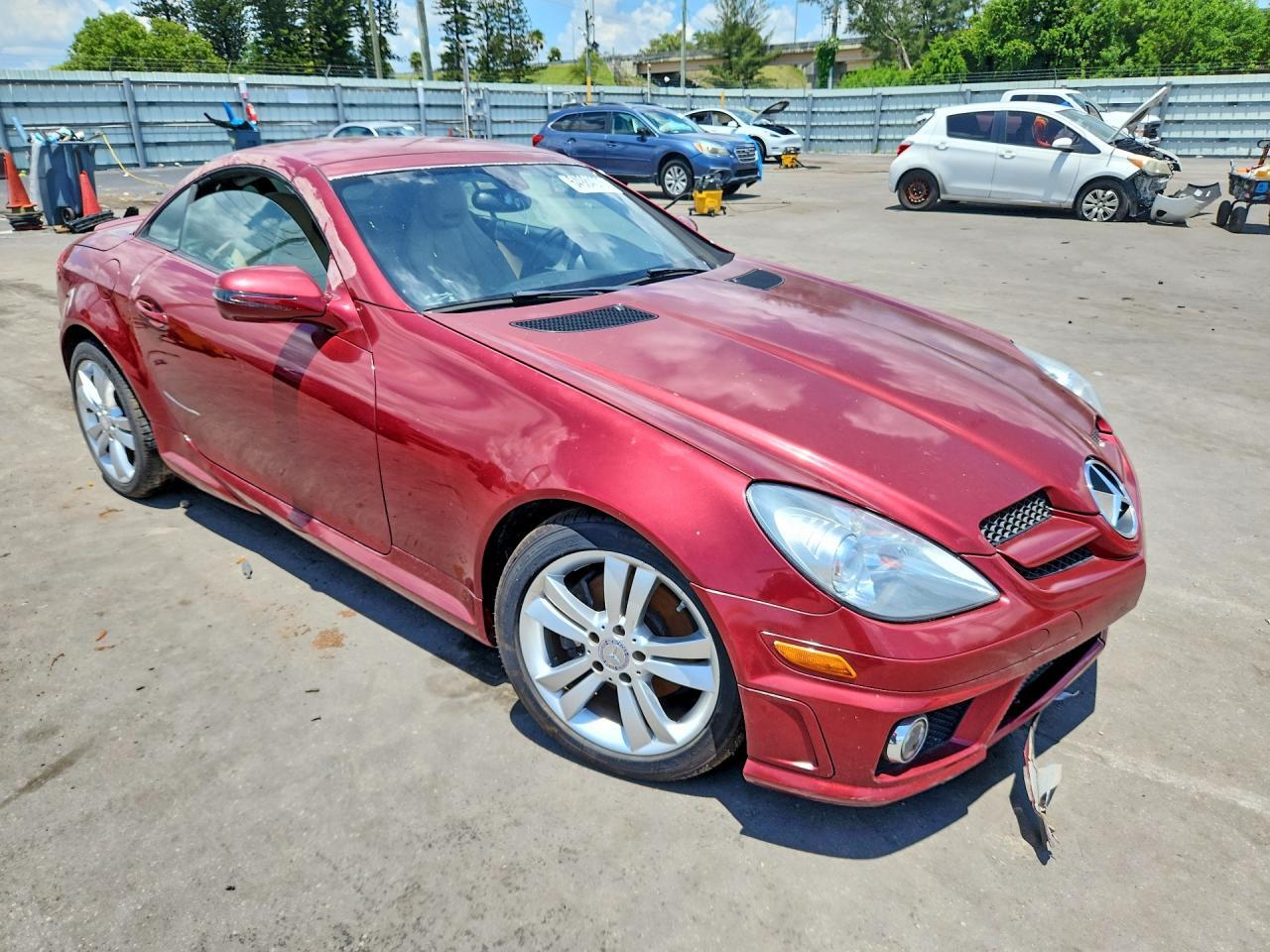 2011 MERCEDES-BENZ SLK 300 — Фото 4 из 13