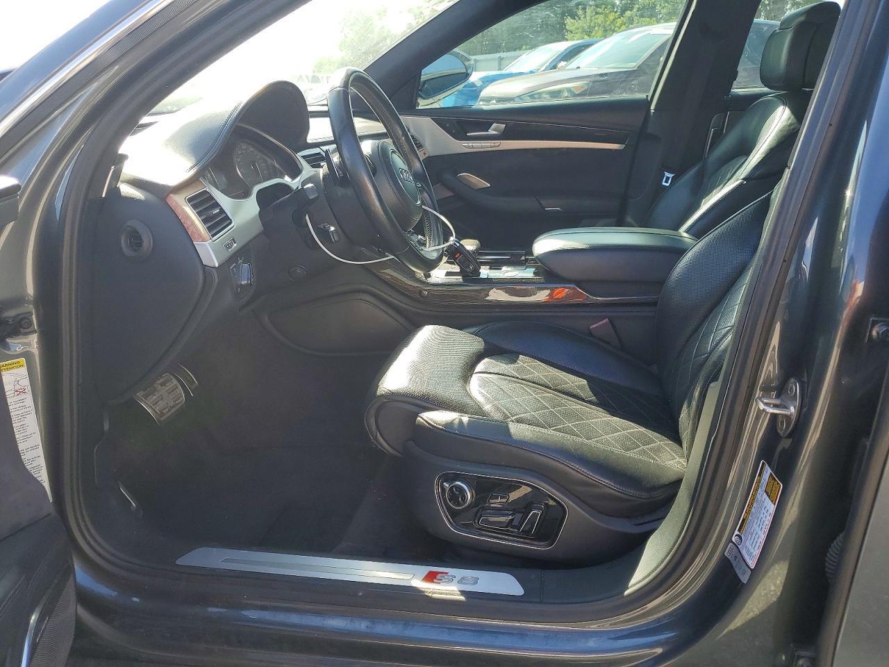 2014 AUDI S8 QUATTRO — Фото 7 из 12