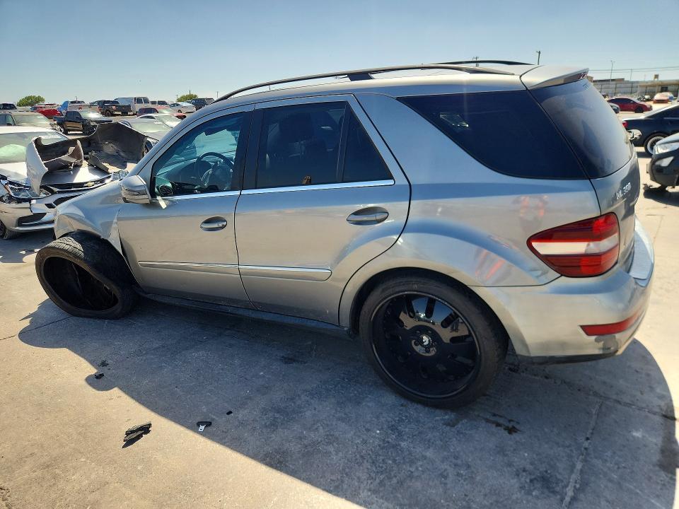 2011 MERCEDES-BENZ ML 350 — Фото 2 из 15