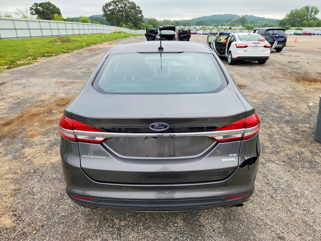 2017 FORD FUSION SE — Фото 6 из 12