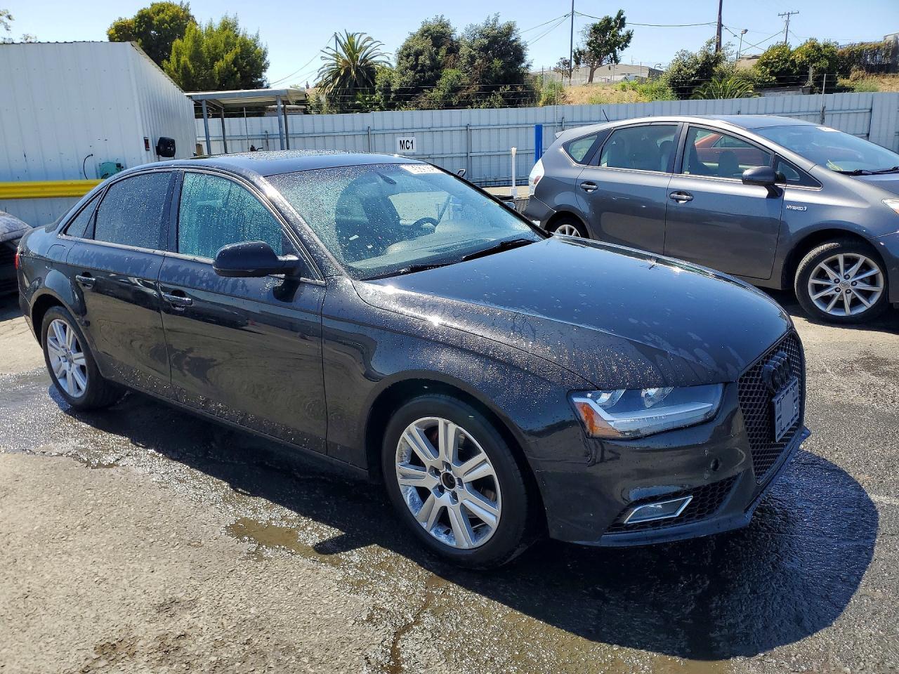 2014 AUDI A4 PREMIUM — Фото 4 из 12