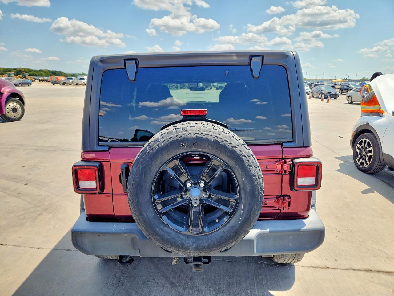 2021 JEEP WRANGLER UNLIMITED SPORT — Фото 6 из 12
