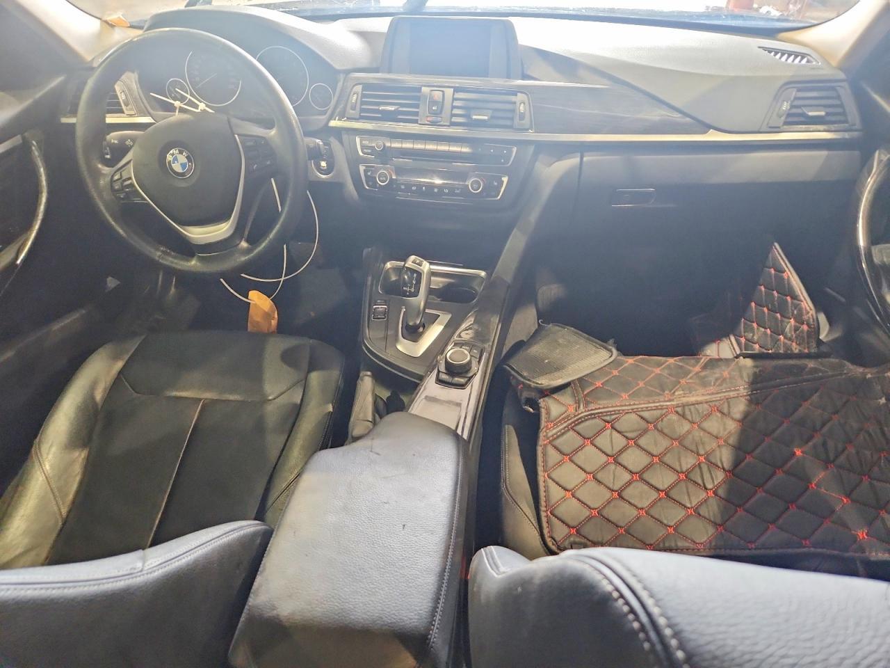 2014 BMW 320 I XDRIVE — Фото 8 из 12