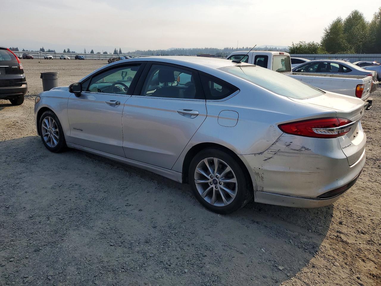 2017 FORD FUSION SE HYBRID — Фото 2 из 12