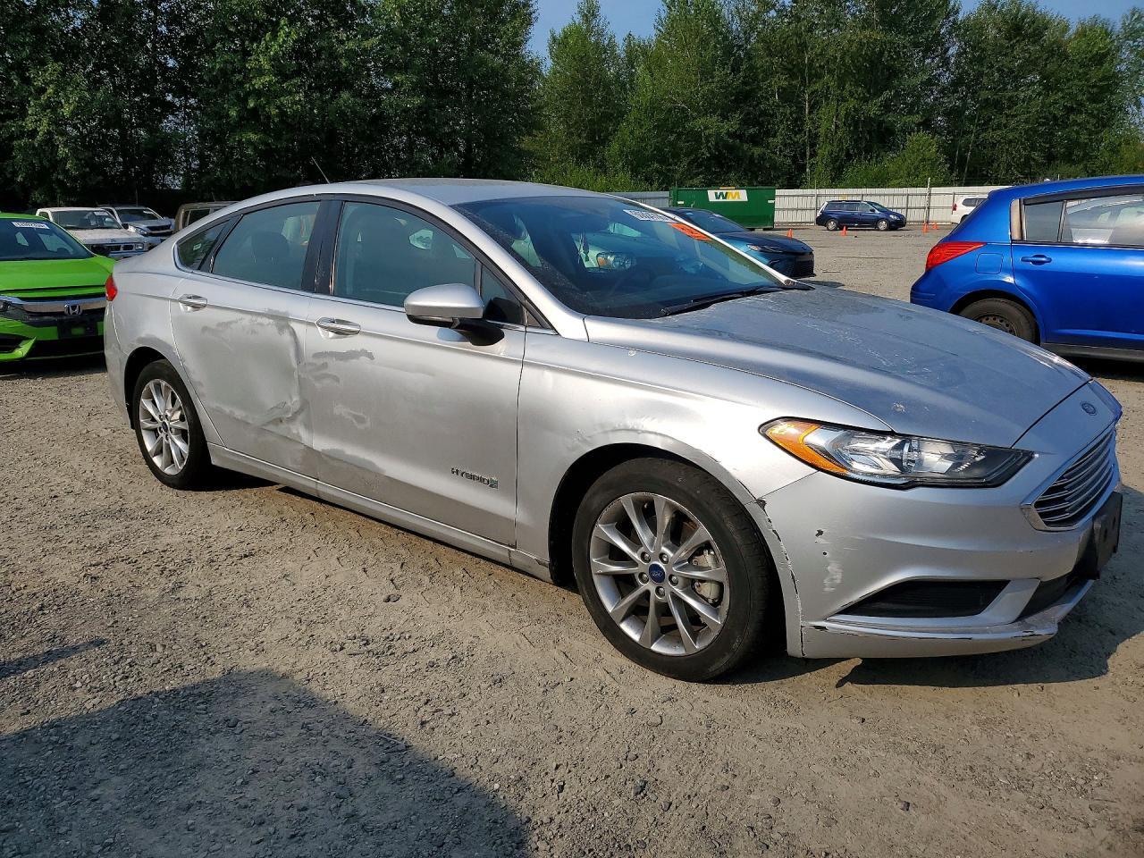 2017 FORD FUSION SE HYBRID — Фото 4 из 12