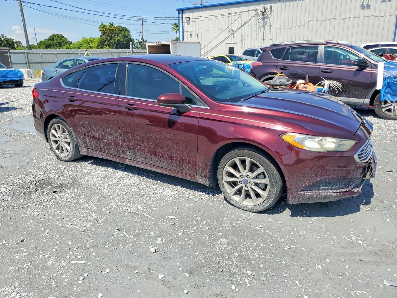 2017 FORD FUSION SE — Фото 4 из 12