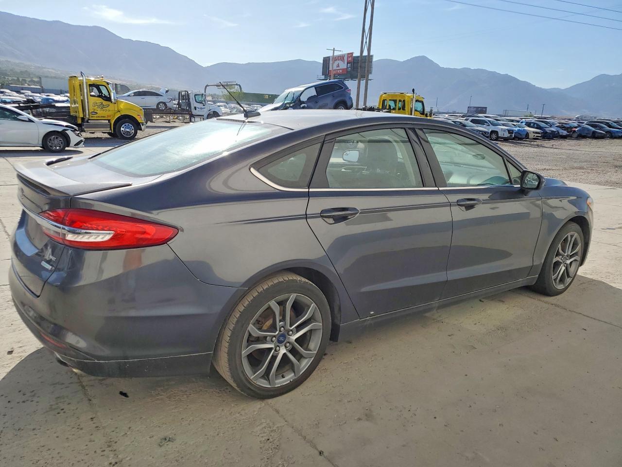 2017 FORD FUSION SE — Фото 3 из 12