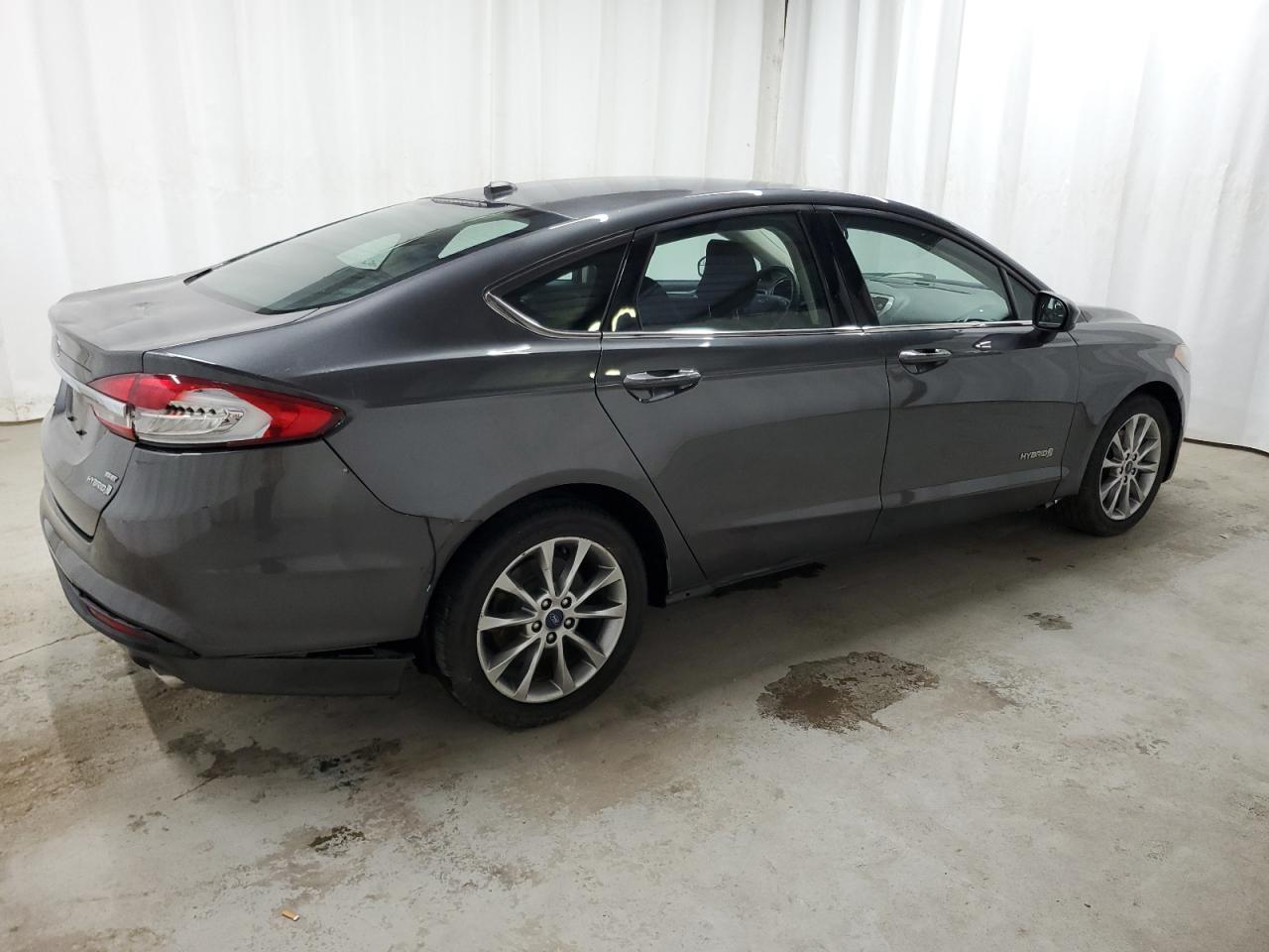 2017 FORD FUSION SE HYBRID — Фото 3 из 12