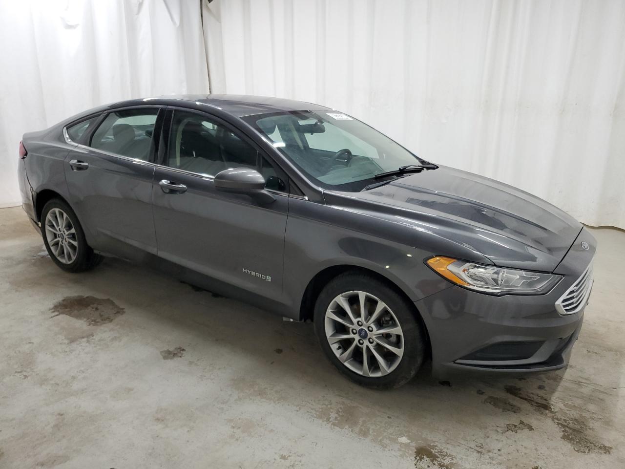 2017 FORD FUSION SE HYBRID — Фото 4 из 12