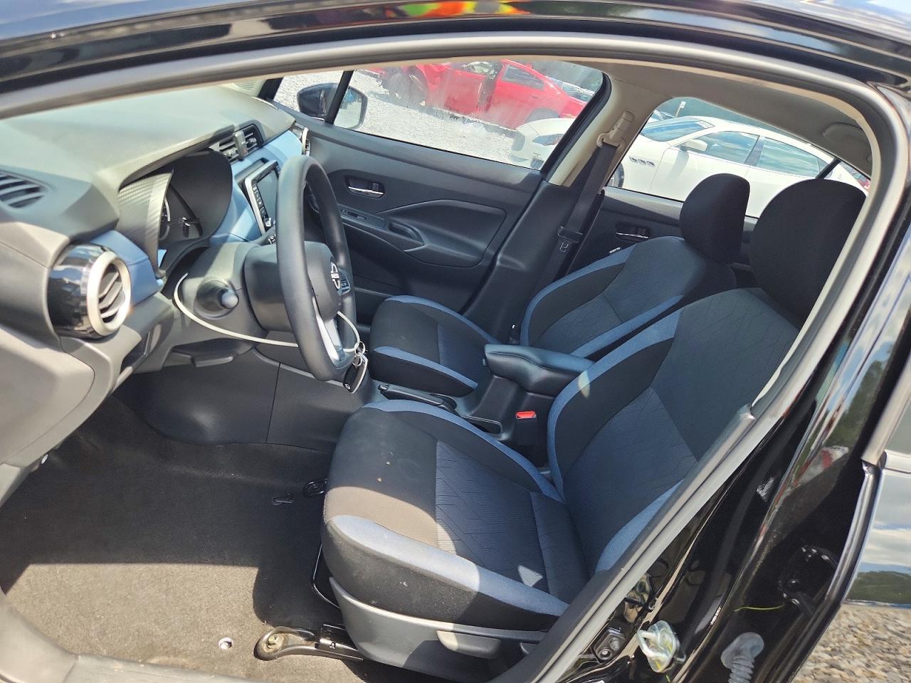 2025 NISSAN VERSA SV — Фото 7 из 12