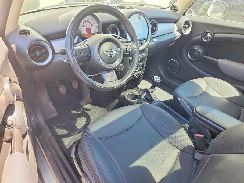 2011 MINI COOPER — Фото 8 из 12