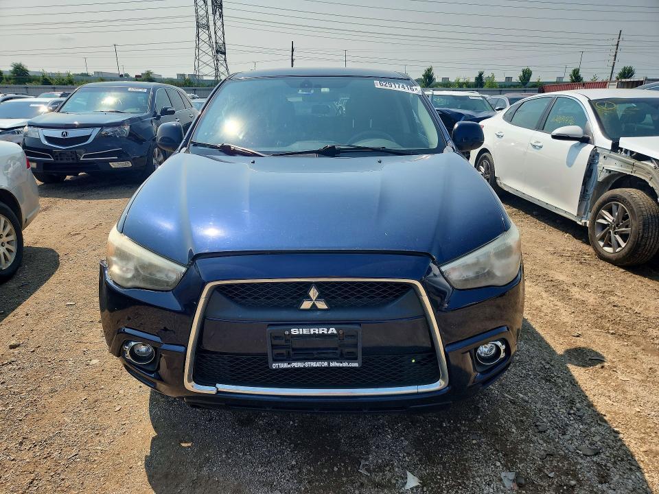 2011 MITSUBISHI OUTLANDER SPORT SE — Фото 5 из 12