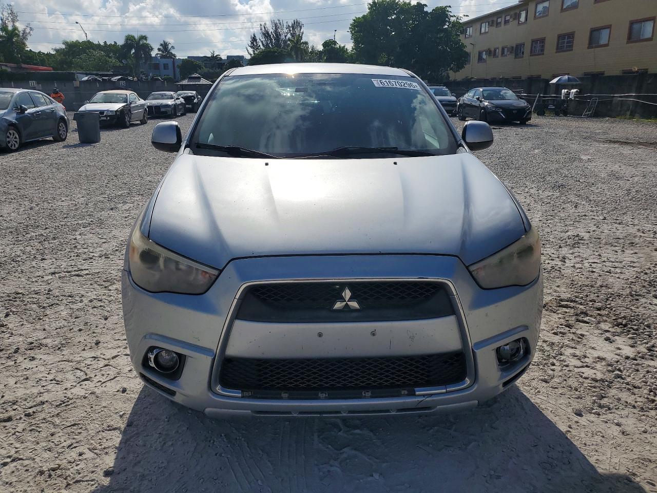 2011 MITSUBISHI OUTLANDER SPORT SE — Фото 5 из 12
