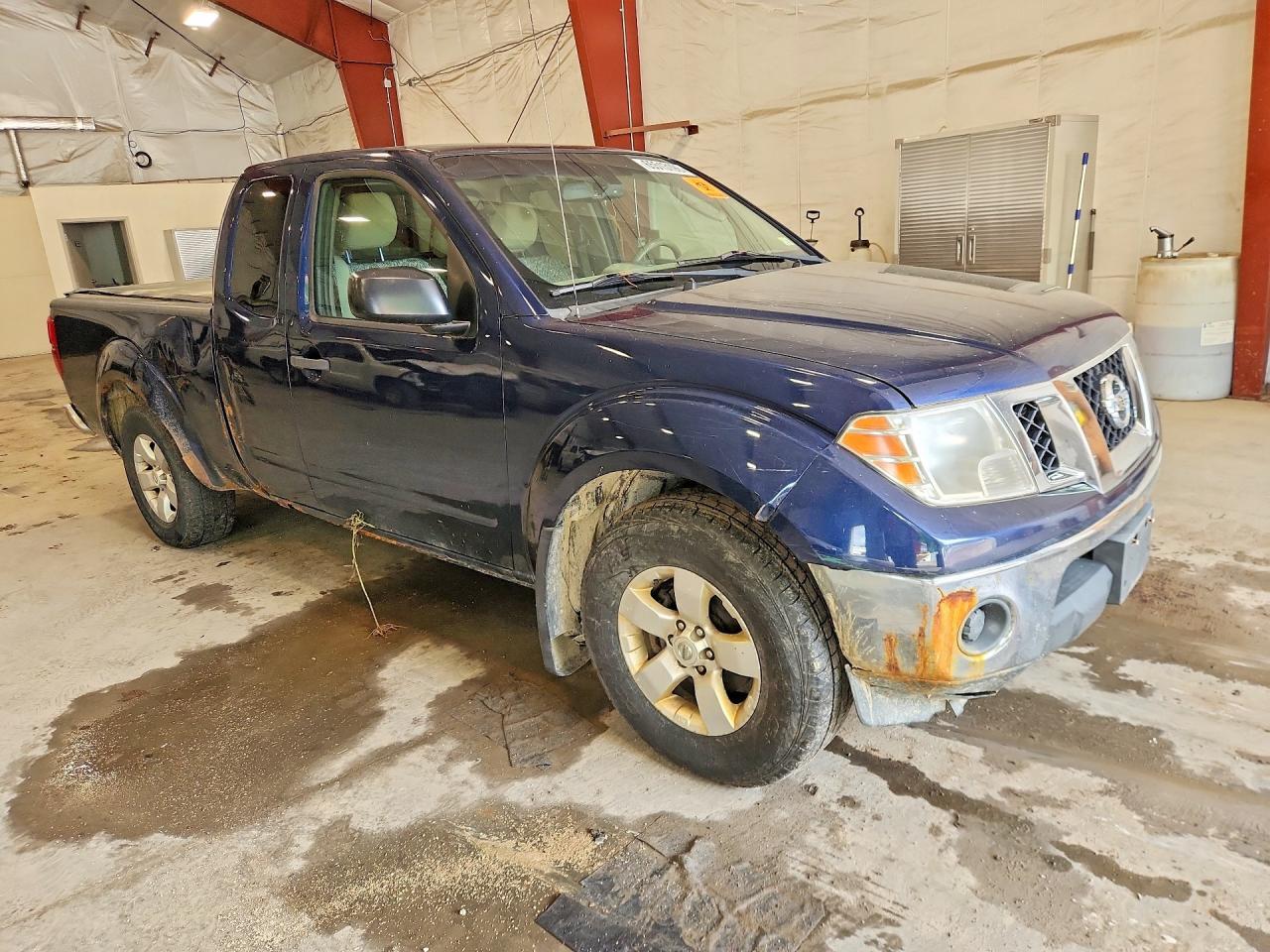 2011 NISSAN FRONTIER SV V6 — Фото 4 из 12